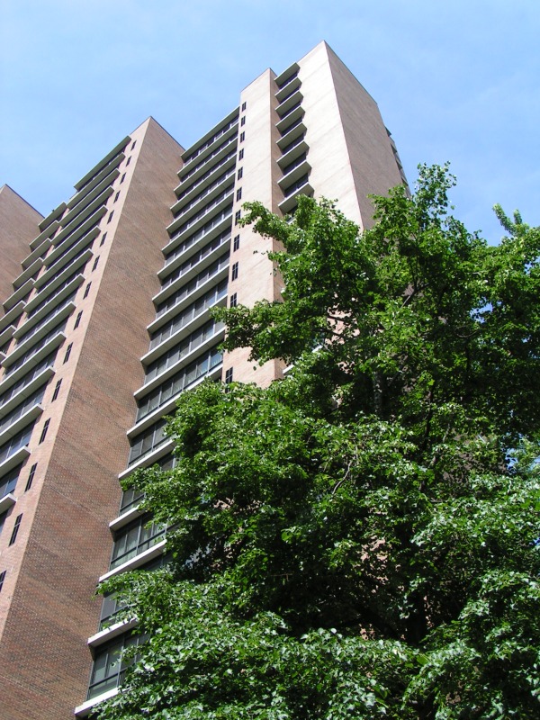 Mississauga Condo Profile: Fairways Condominium | 1400 